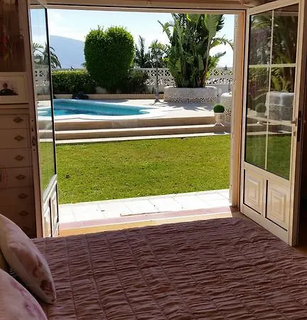 Luxury Colon Iv Villa *